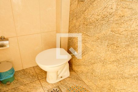 Apartamento para alugar com 80m², 2 quartos e 1 vaga Apartamento para alugar com 80m², 2 quartos e 1 vagaBanheiro de Serviço