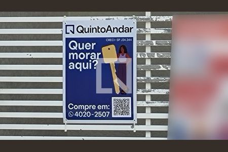 Apartamento à venda com 56m², 2 quartos e 2 vagasPlaquinha instalada no portão do imóvel