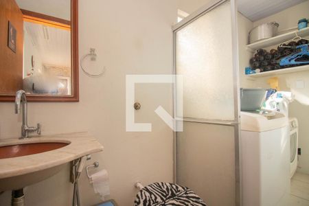 Casa à venda com 150m², 2 quartos e 4 vagas Casa à venda com 150m², 2 quartos e 4 vagasBanheiro