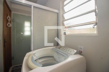 Casa à venda com 150m², 2 quartos e 4 vagas Casa à venda com 150m², 2 quartos e 4 vagasÁrea de Serviço