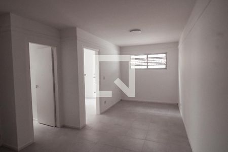 Sala de casa para alugar com 3 quartos, 120m² em Vila Alexandria, São Paulo