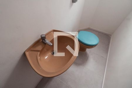 Lavabo de casa para alugar com 3 quartos, 120m² em Vila Alexandria, São Paulo