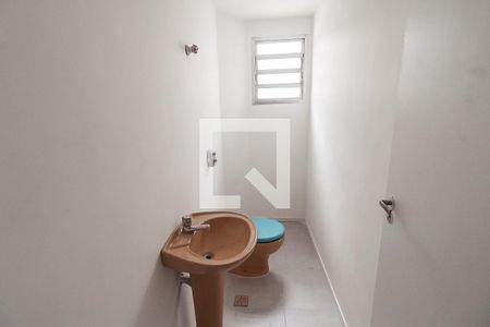 Lavabo de casa para alugar com 3 quartos, 120m² em Vila Alexandria, São Paulo