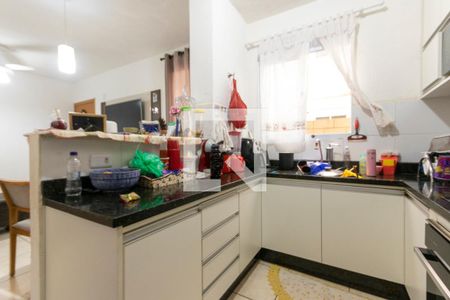 Cozinha de apartamento para alugar com 2 quartos, 47m² em Reserva Real, Ribeirão Preto