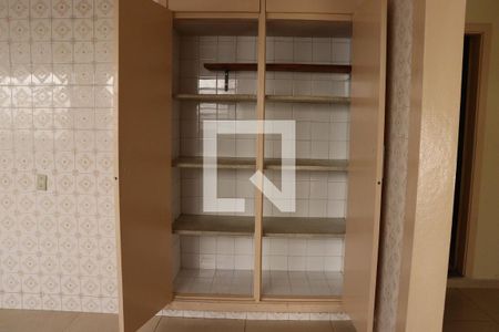 Casa à venda com 260m², 4 quartos e 6 vagasCozinha 