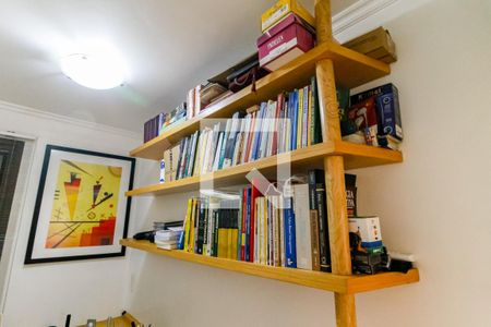 Apartamento à venda com 200m², 2 quartos e 3 vagasEscritório