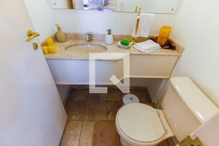 Lavabo de apartamento à venda com 2 quartos, 200m² em Vila Progredior, São Paulo