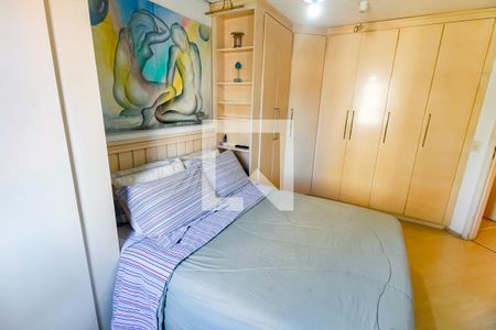 Apartamento à venda com 200m², 2 quartos e 3 vagasSuíte