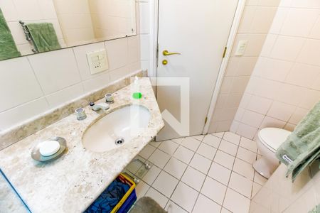 Apartamento à venda com 200m², 2 quartos e 3 vagasBanheiro da Suíte