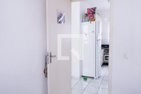 Quarto 2 de apartamento para alugar com 2 quartos, 53m² em Conjunto Residencial Tancredo Neves, São Vicente
