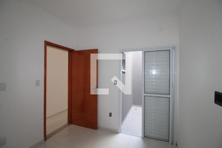 Casa à venda com 170m², 3 quartos e 4 vagasquarto 2  