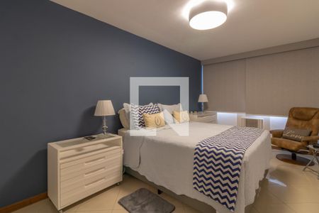 Suíte 1 Master de apartamento à venda com 5 quartos, 200m² em Recreio dos Bandeirantes, Rio de Janeiro