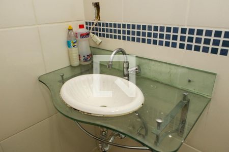 Apartamento para alugar com 50m², 2 quartos e 1 vaga Apartamento para alugar com 50m², 2 quartos e 1 vagaBanheiro Social