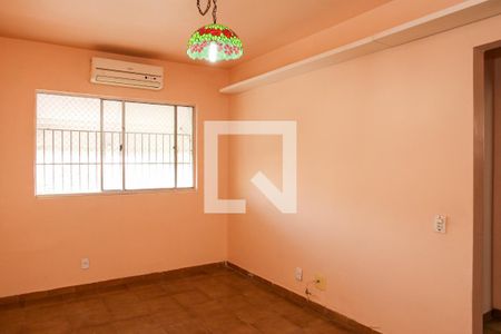 Sala de apartamento para alugar com 2 quartos, 50m² em Encantado, Rio de Janeiro