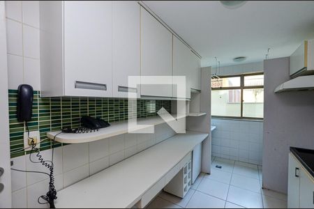 Apartamento à venda com 84m², 2 quartos e 1 vagaCozinha