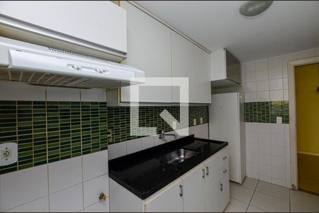 Apartamento à venda com 84m², 2 quartos e 1 vagaCozinha