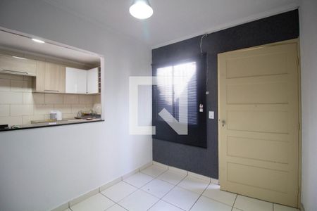 Apartamento à venda com 48m², 2 quartos e 1 vaga Apartamento à venda com 48m², 2 quartos e 1 vagaSala