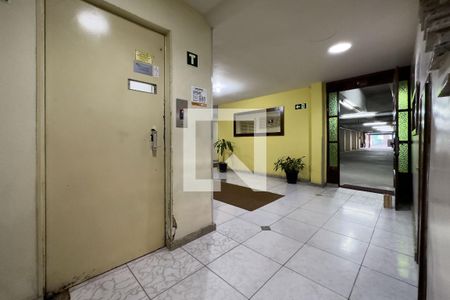 Apartamento à venda com 41m², 1 quarto e sem vagaÁrea comum