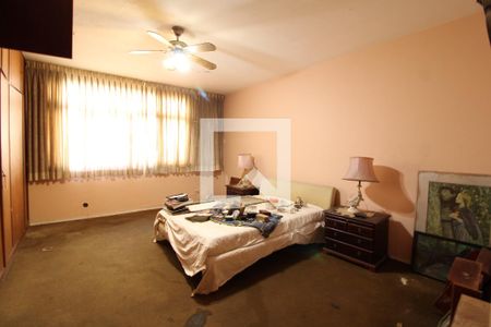 Casa à venda com 477m², 5 quartos e 3 vagasQuarto 6 - Suíte