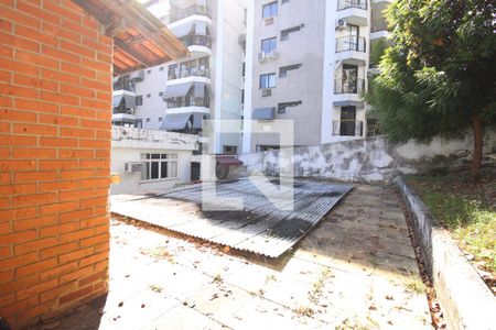 Casa à venda com 477m², 5 quartos e 3 vagasÁrea Externa