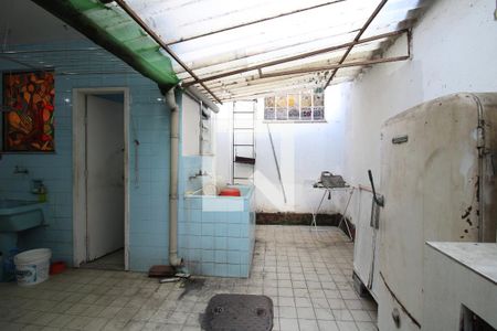 Casa à venda com 477m², 5 quartos e 3 vagasÁrea de Serviço