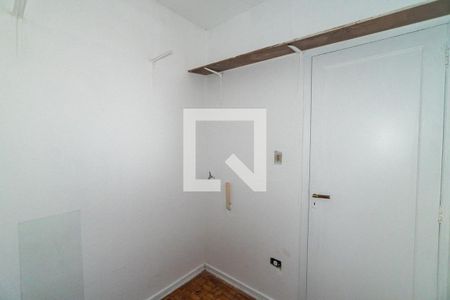 Quarto de Serviço de apartamento para alugar com 2 quartos, 56m² em Saúde, São Paulo