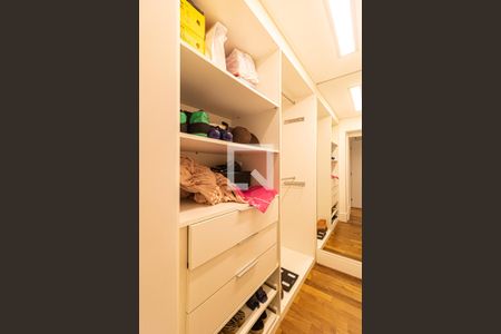 Closet de apartamento para alugar com 3 quartos, 152m² em Lapa, São Paulo