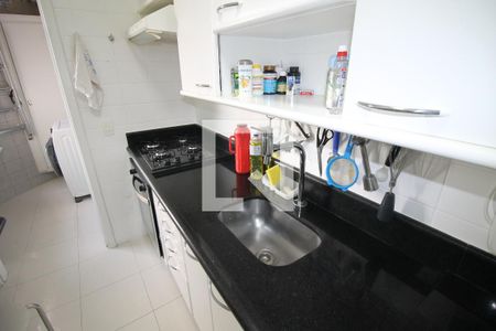 Apartamento à venda com 70m², 2 quartos e 2 vagasCozinha