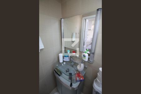 Apartamento à venda com 70m², 2 quartos e 2 vagasBanheiro da Suíte