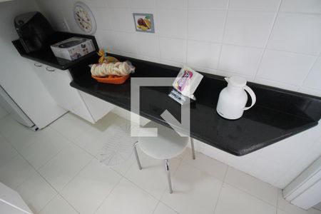 Apartamento à venda com 70m², 2 quartos e 2 vagasCozinha