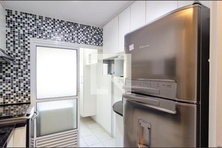 Apartamento para alugar com 72m², 2 quartos e 2 vagas Apartamento para alugar com 72m², 2 quartos e 2 vagasCozinha