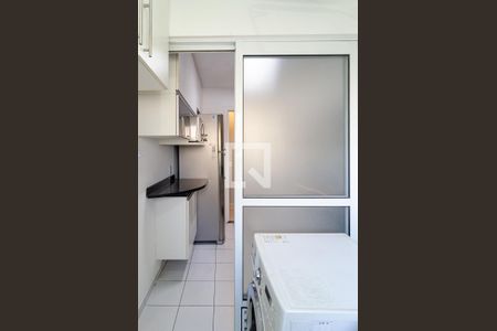 Apartamento para alugar com 72m², 2 quartos e 2 vagas Apartamento para alugar com 72m², 2 quartos e 2 vagasLavanderia