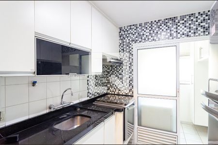 Apartamento para alugar com 72m², 2 quartos e 2 vagas Apartamento para alugar com 72m², 2 quartos e 2 vagasCozinha
