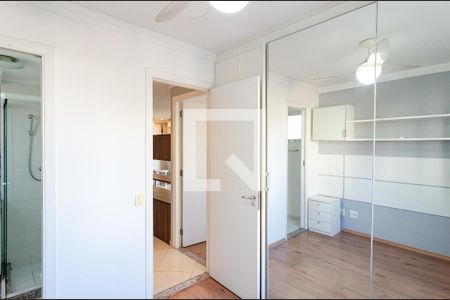 Apartamento para alugar com 72m², 2 quartos e 2 vagas Apartamento para alugar com 72m², 2 quartos e 2 vagasSuíte