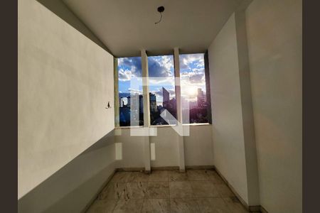 Varanda de apartamento à venda com 4 quartos, 230m² em Funcionários, Belo Horizonte