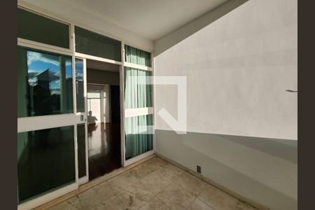 Varanda de apartamento à venda com 4 quartos, 230m² em Funcionários, Belo Horizonte