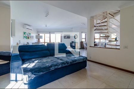 Sala de TV de casa à venda com 4 quartos, 350m² em Vila Ida, São Paulo