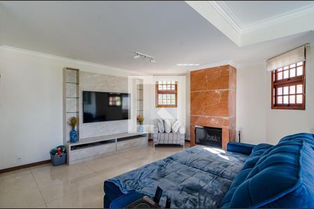 Sala de TV de casa à venda com 4 quartos, 350m² em Vila Ida, São Paulo