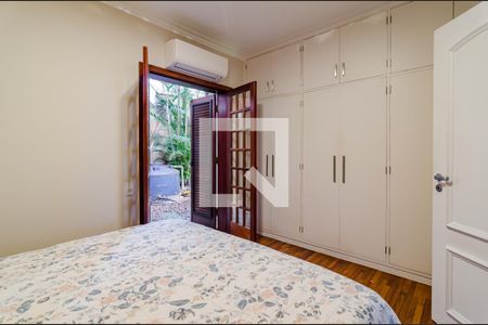 Casa à venda com 350m², 4 quartos e 5 vagasQuarto 2