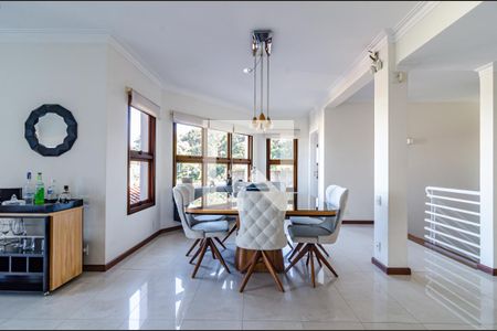 Casa à venda com 350m², 4 quartos e 5 vagasSala de jantar