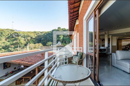 Varanda de casa à venda com 4 quartos, 350m² em Vila Ida, São Paulo