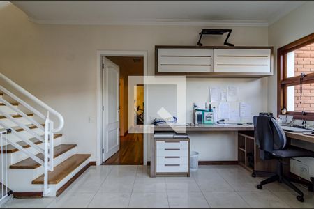 Casa à venda com 350m², 4 quartos e 5 vagasEscritório