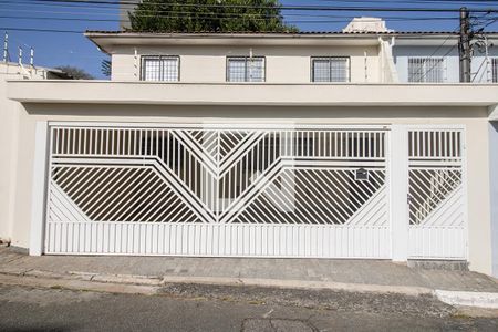 Casa à venda com 150m², 3 quartos e 3 vagasFachada