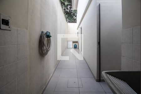 Casa à venda com 150m², 3 quartos e 3 vagasCorredor