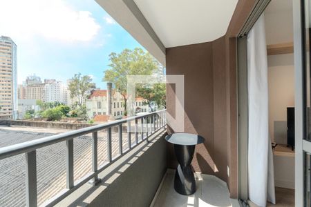 Studio para alugar com 25m², 1 quarto e sem vaga Studio para alugar com 25m², 1 quarto e sem vagaSacada