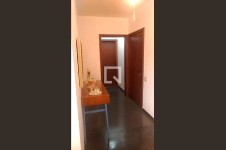 Apartamento para alugar com 246m², 4 quartos e 3 vagasCorredor