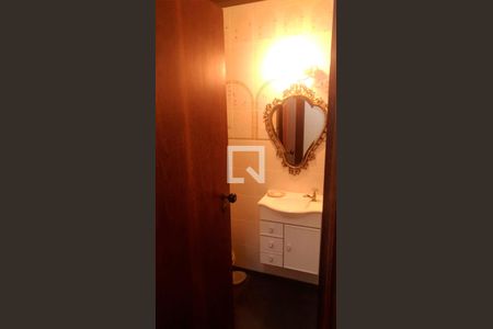 Apartamento para alugar com 246m², 4 quartos e 3 vagasBanheiro