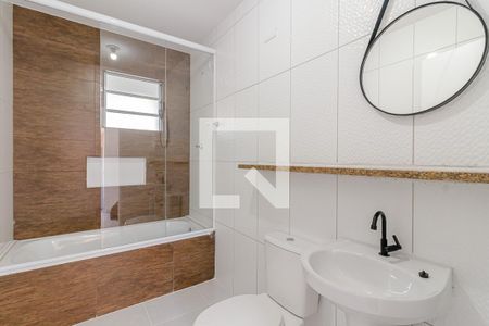 Banheiro  de apartamento para alugar com 1 quarto, 28m² em Sacomã, São Paulo