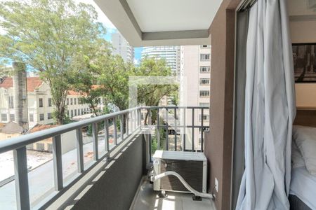 Sacada de kitnet/studio para alugar com 1 quarto, 30m² em Consolação, São Paulo