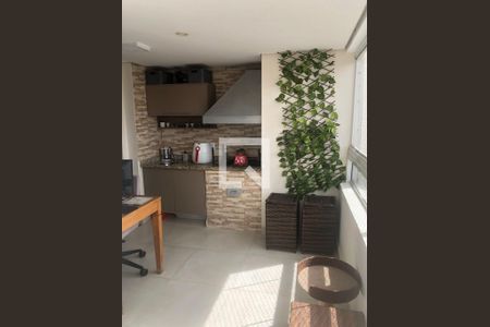 Apartamento à venda com 3 quartos, 74m² em Vila Bertioga, São Paulo